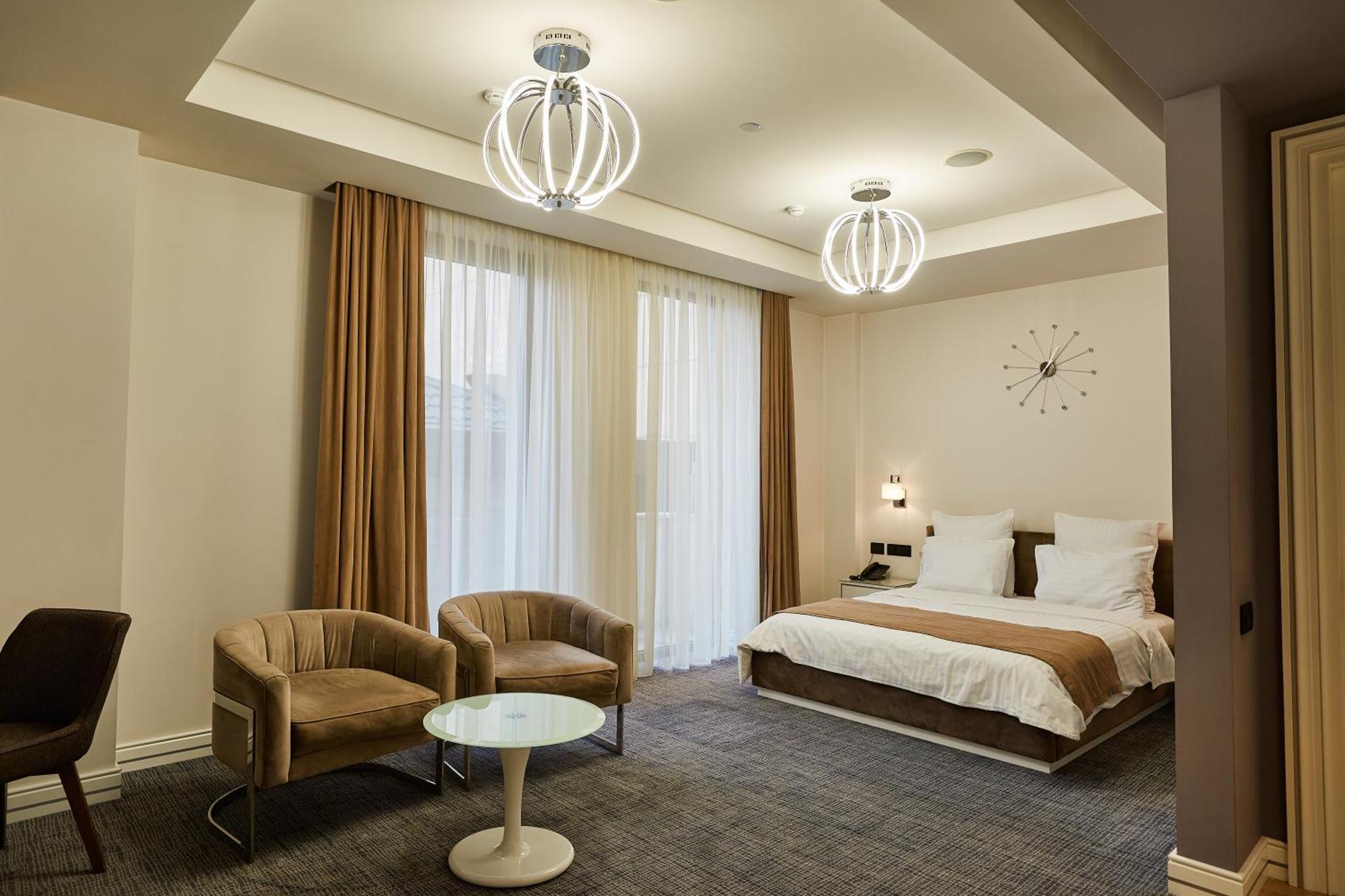 Aghababyan'S Hotel Yerevan Room photo A room at the hotel